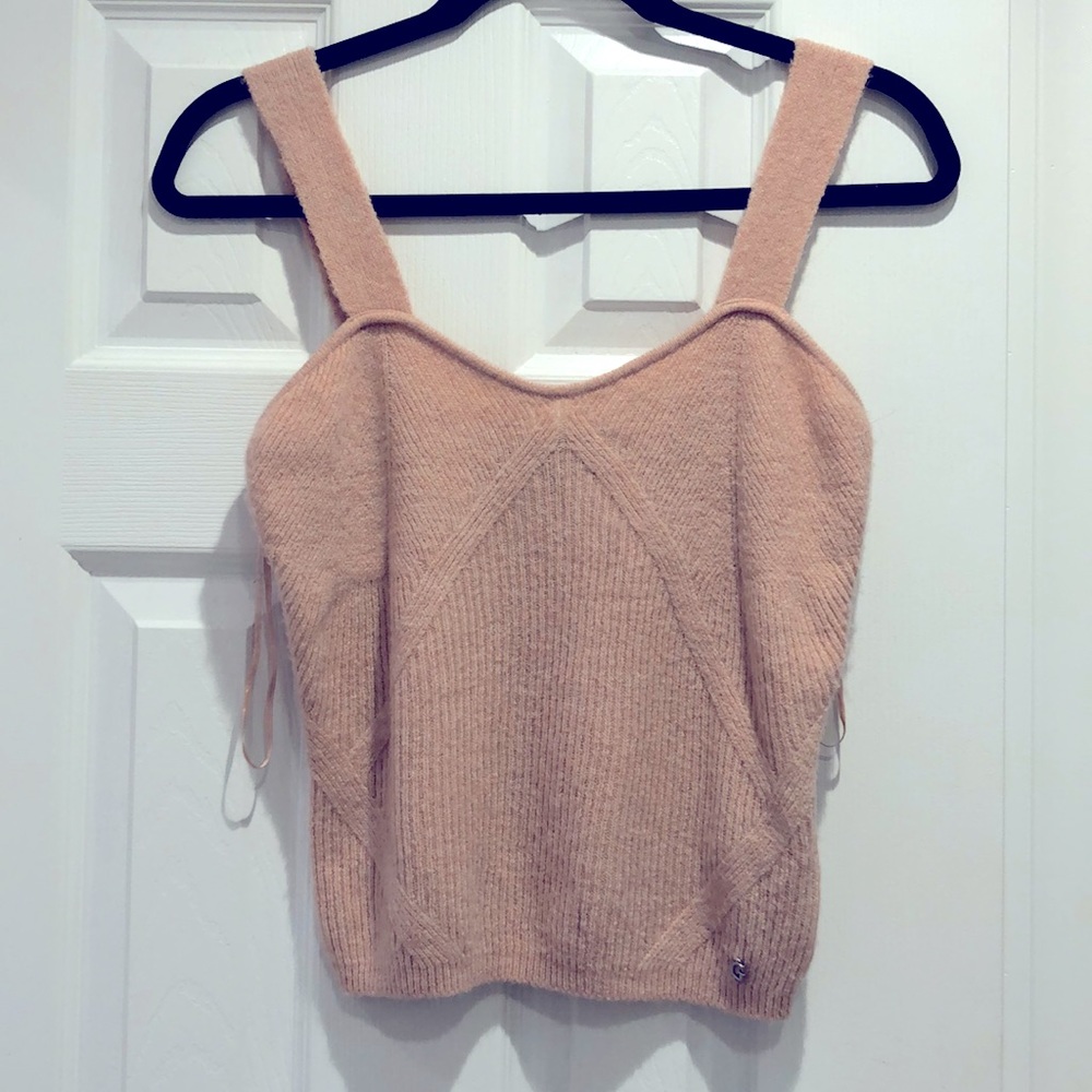 Guess pink tank size small